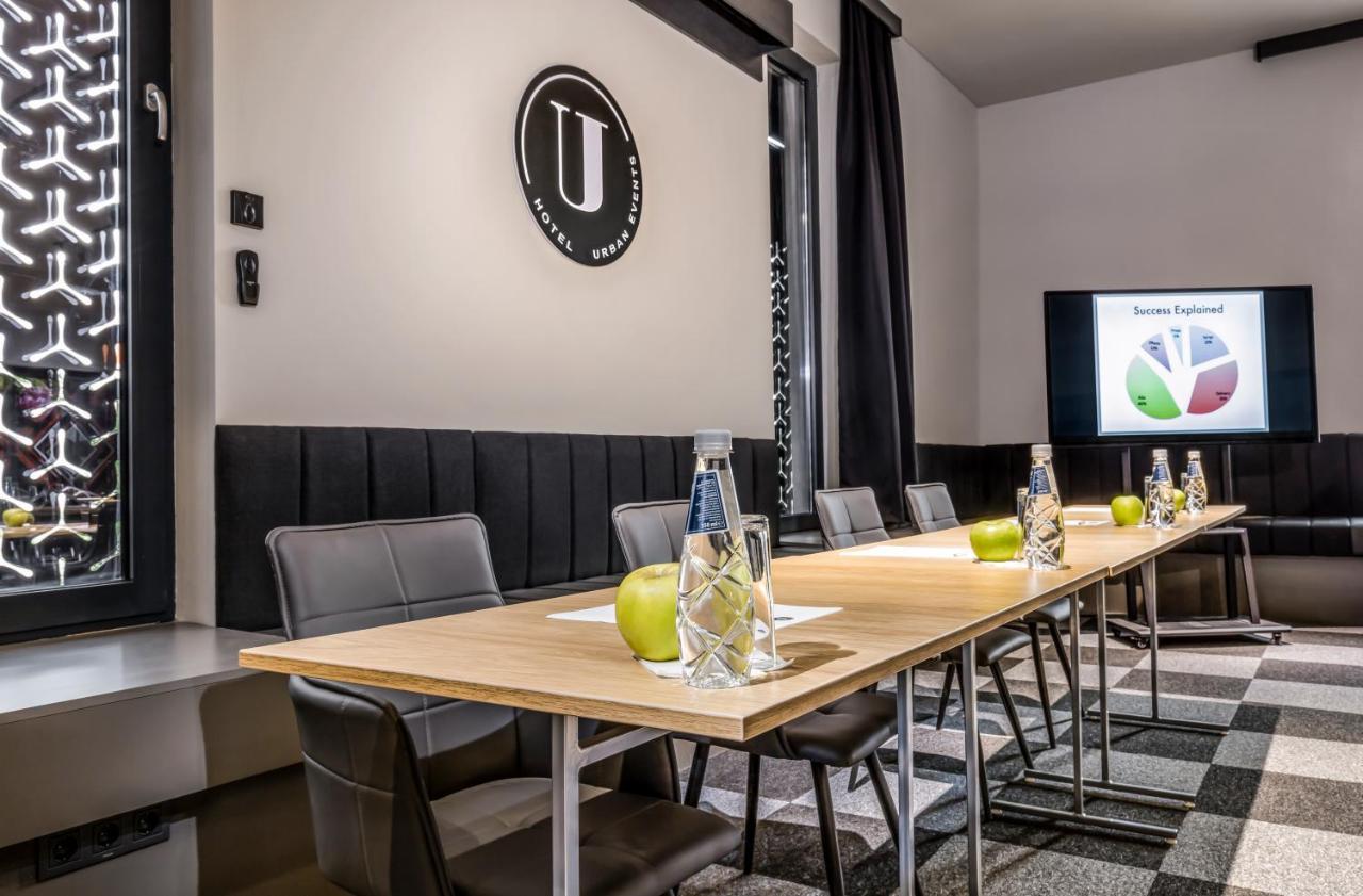 Urban 3*